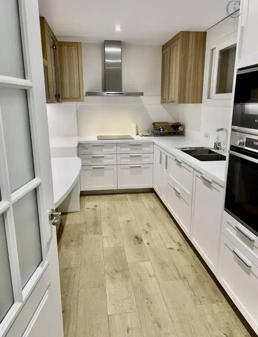 Kitchen of Flat for sale in Cádiz  with Parquet flooring
