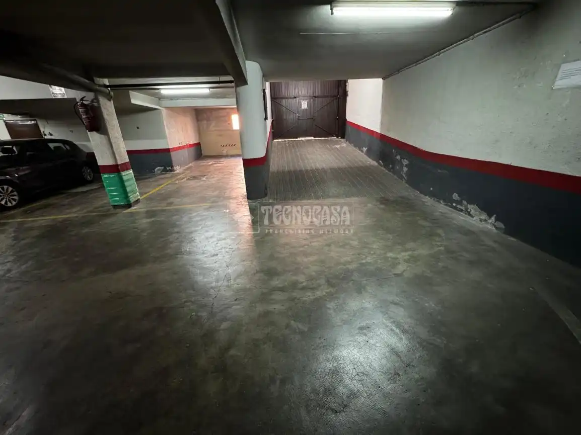 Parkplatz von Wohnung zum Verkauf in Madrid mit Klimaanlage und Terrasse