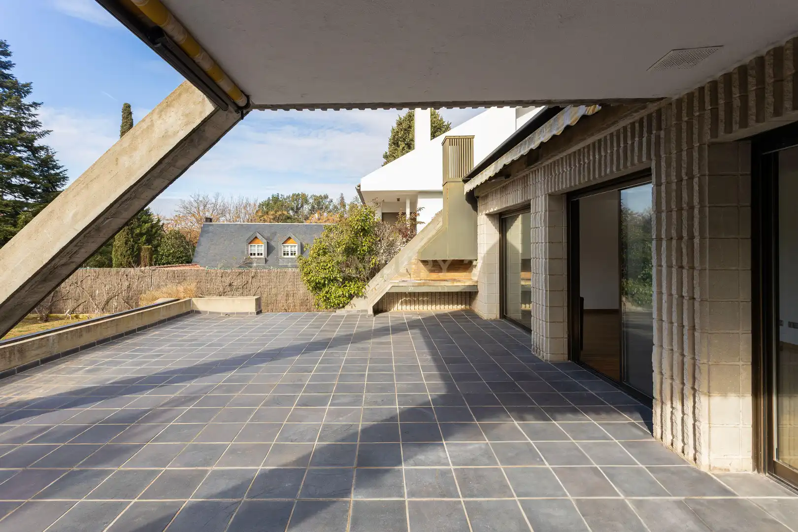 Casa o chalet de alquiler en Carrer d'Àngel Guimerà, Sant Cugat del Vallès, Bar, -1, L'Eixample