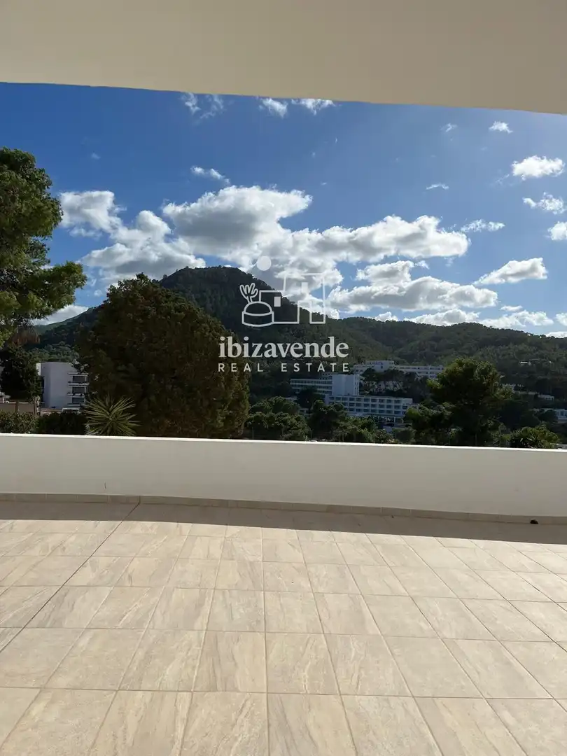 Vista exterior de Piso de alquiler en Sant Joan de Labritja con Piscina, Amueblado y Piscina comunitaria