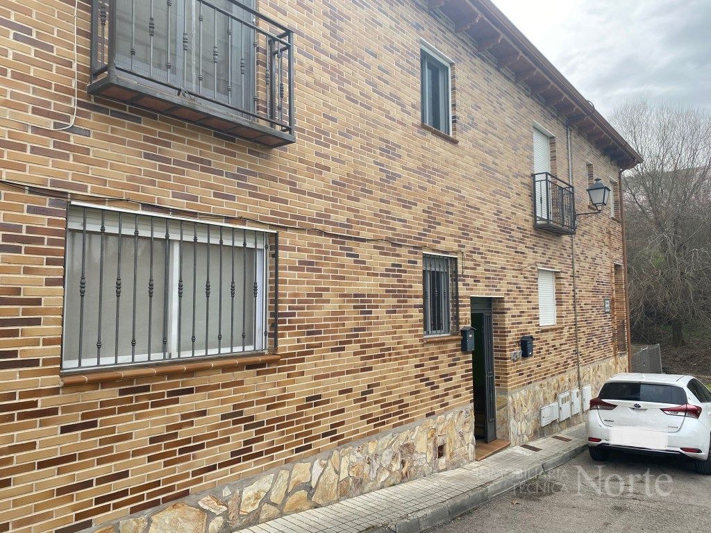 Außenansicht von Maisonette zum Verkauf in Valdepiélagos