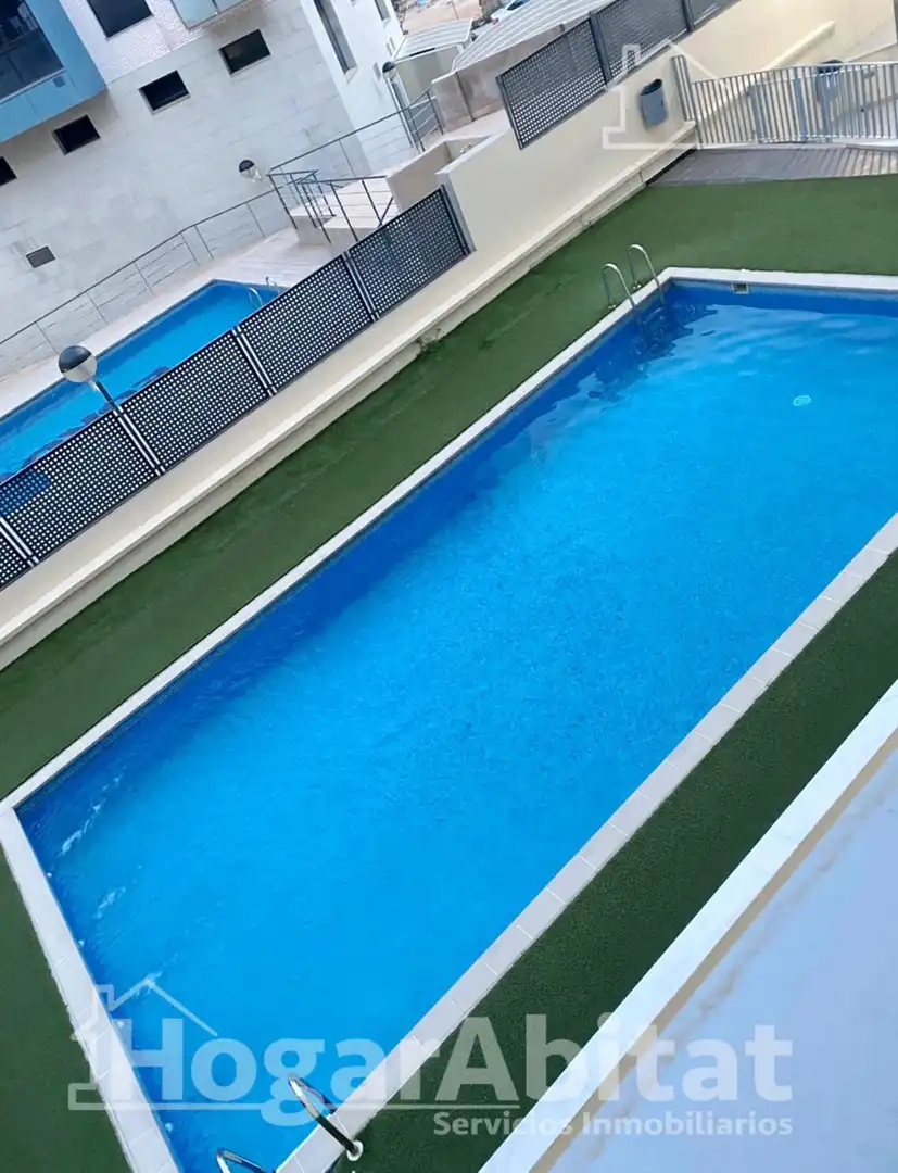 Swimming pool of Flat for sale in Torrent  with Air Conditioner, Heating and Private garden