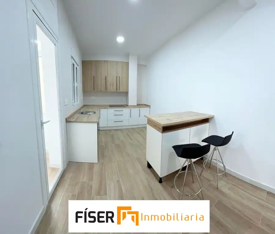 Cuina de Pis en venda en Zafra amb Aire condicionat, Forn i Microones