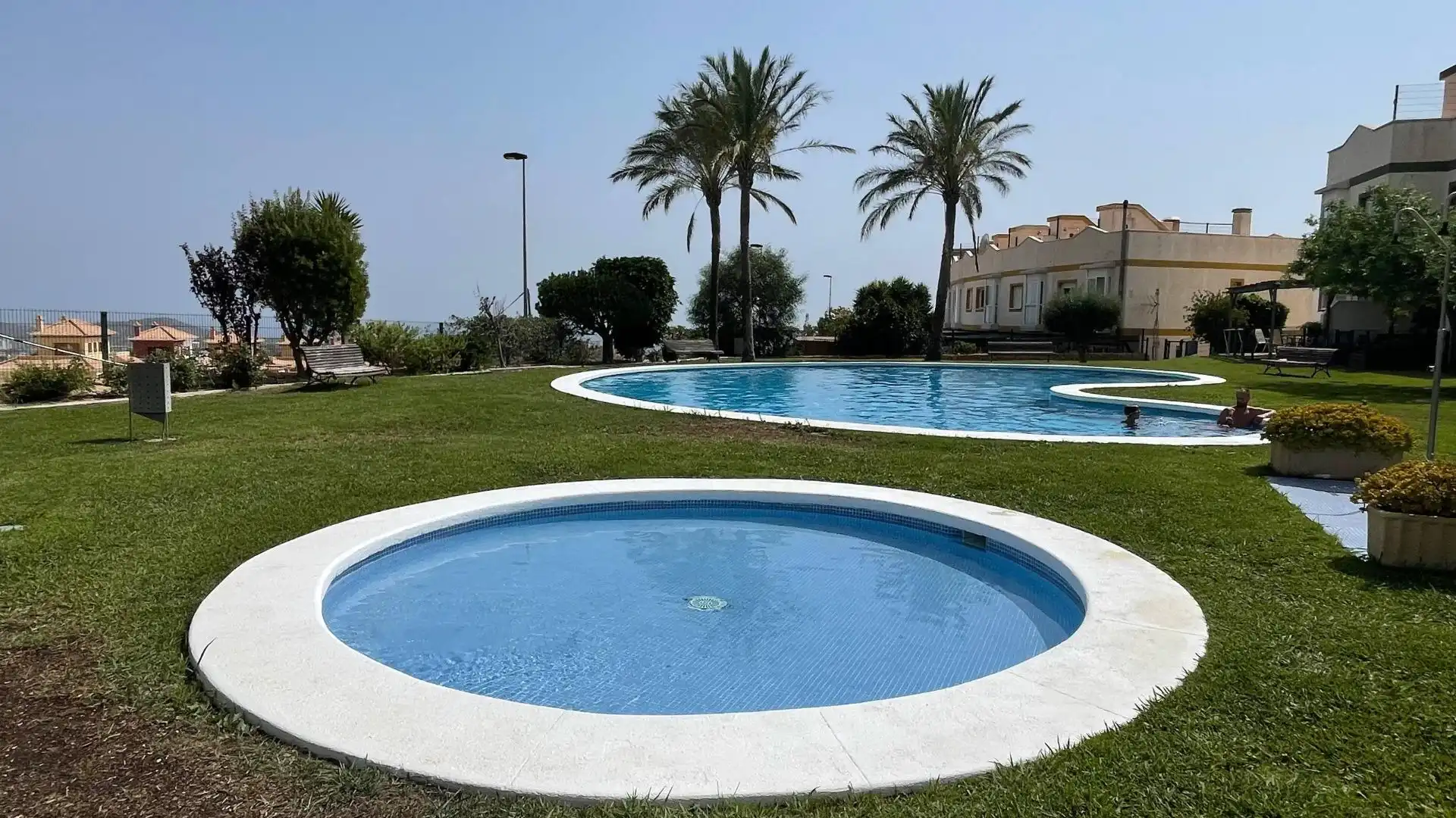 Piscina de Casa o xalet de lloguer en Finestrat amb Aire condicionat i Moblat