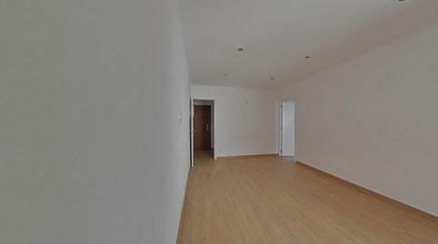Foto 3 de Piso en venta en Avenida de la Unitat, Montcada Centre - La Ribera, Montcada i Reixac