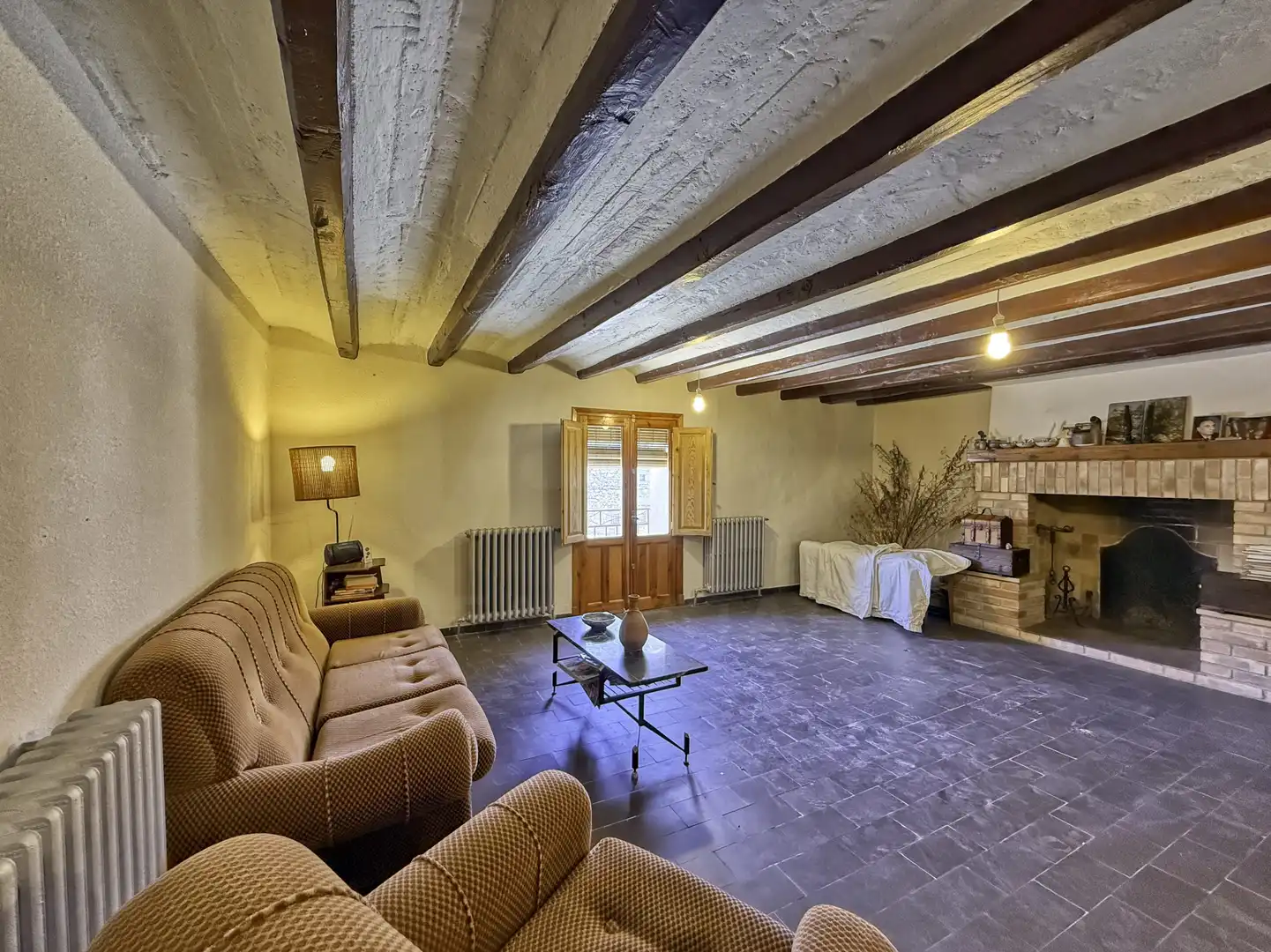 Sala d'estar de Finca rústica en venda en Fortanete amb Calefacció i Terrassa