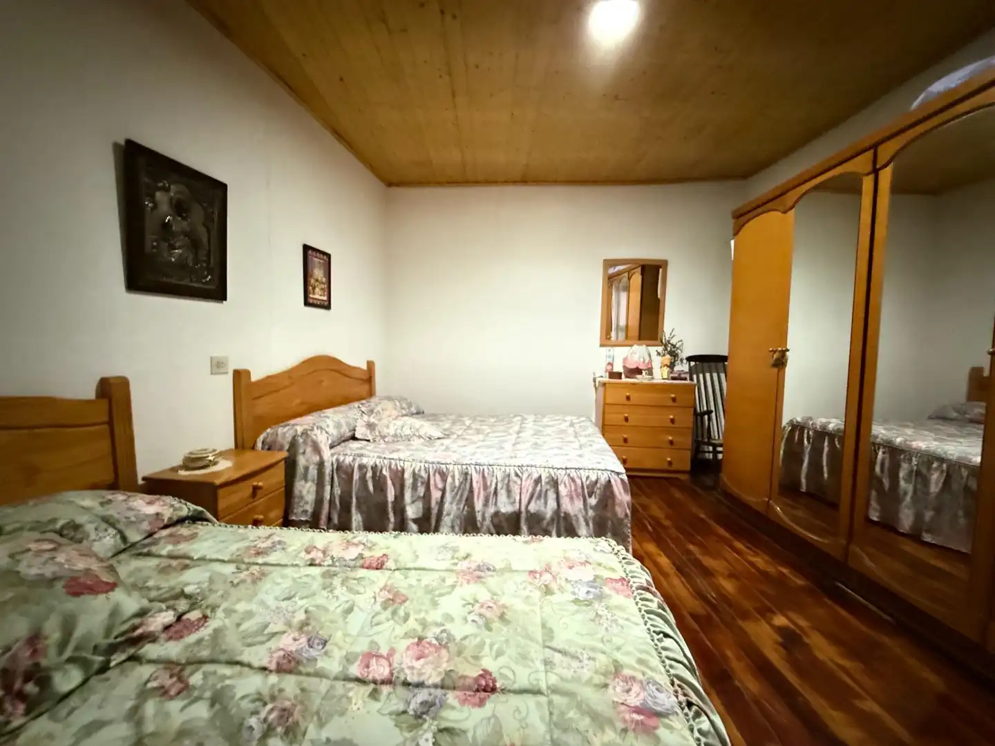Dormitori de Casa o xalet en venda en Pantón amb Calefacció, Parquet i Traster
