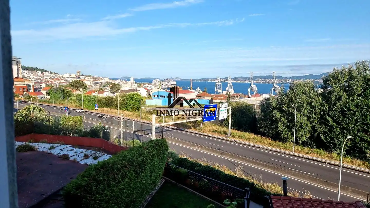 Casa con terraza en venta en Rúa Montecelo Alto, imagen 9