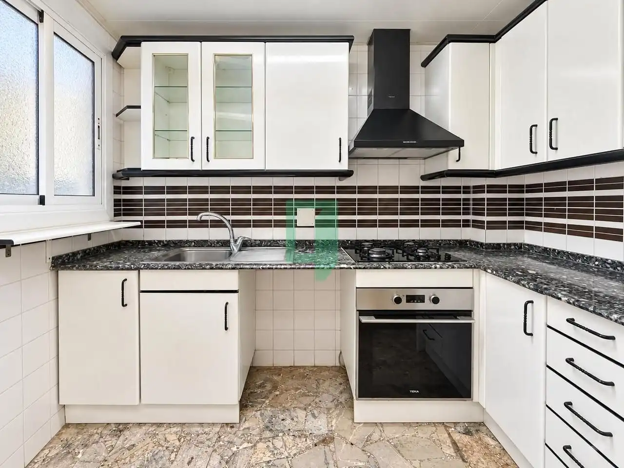 Kitchen of Flat for sale in Badalona  with Air Conditioner and Balcony