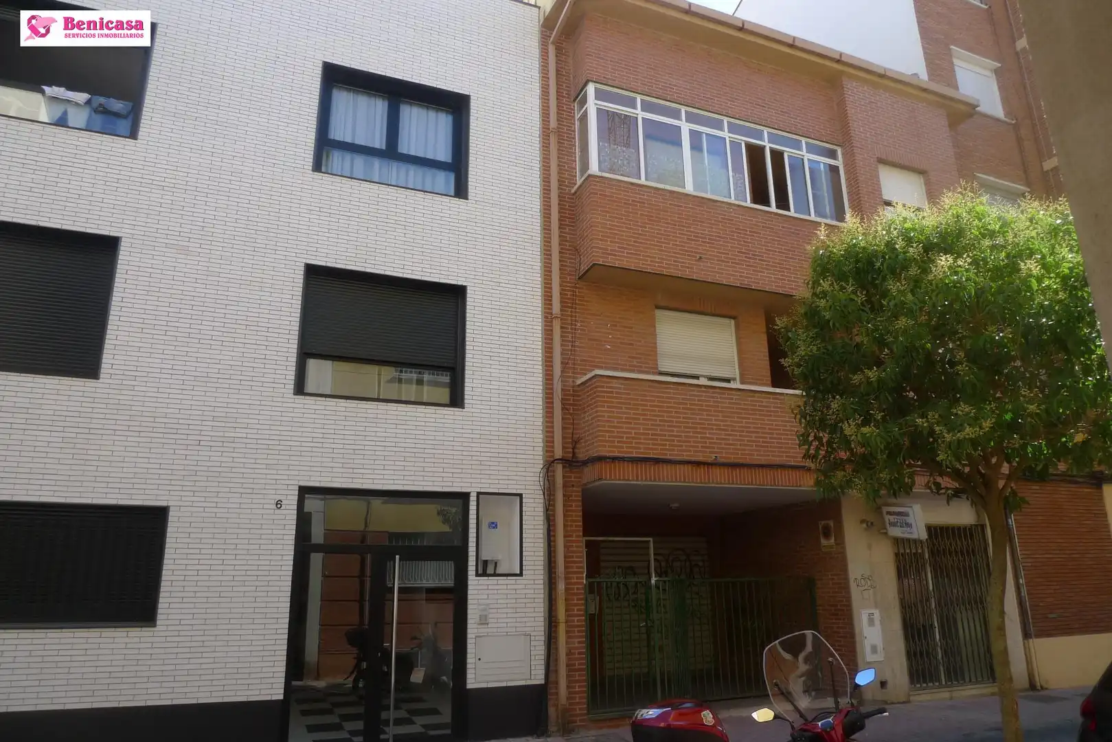 Vista exterior de Pis en venda en Delicias