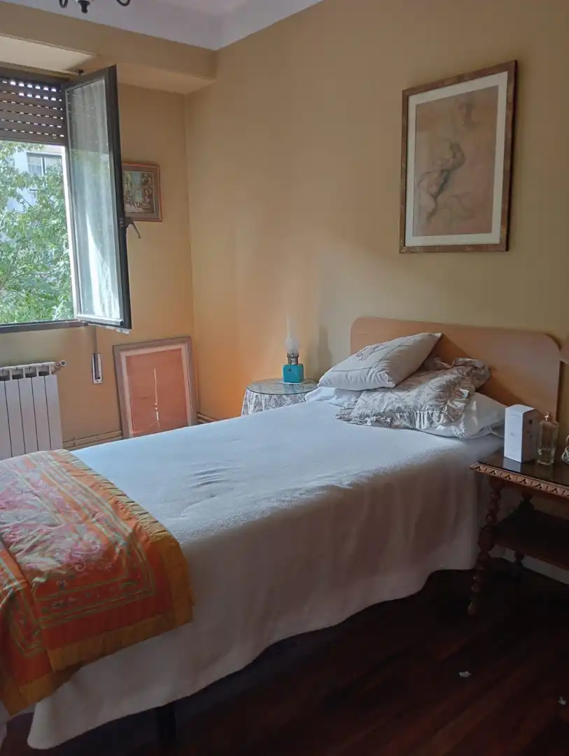 Habitación de Piso en venta en Irun  con Calefacción