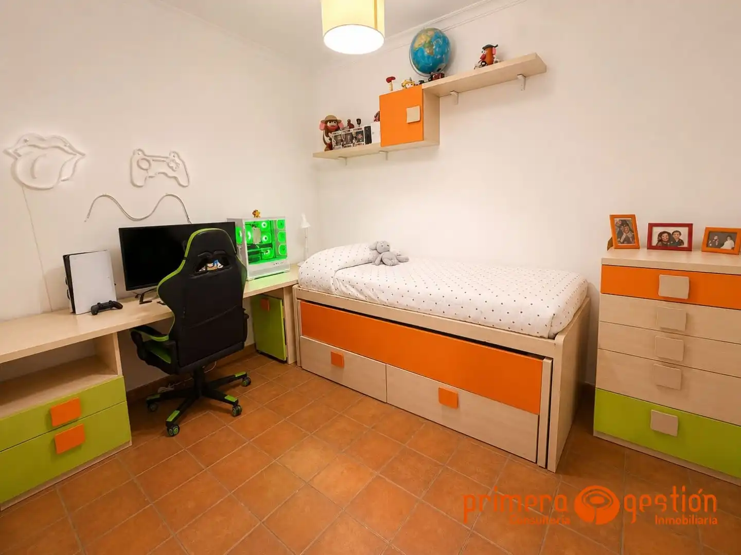 Bedroom of Houses for sale in La Luisiana  with Air Conditioner, Heating and Terrace