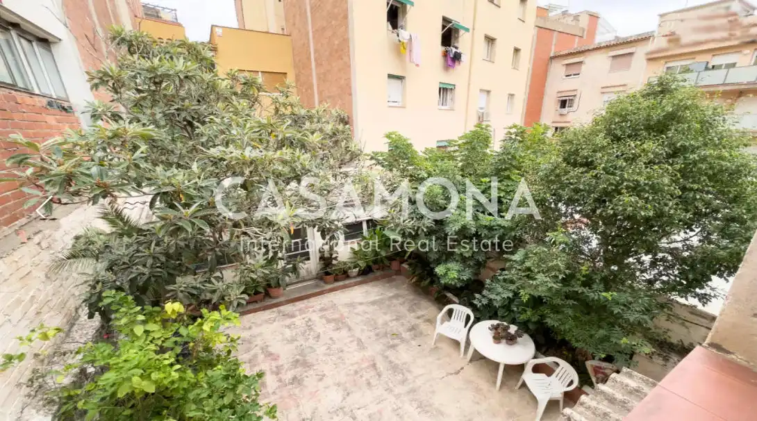 Außenansicht von Wohnungen zur Miete in Barcelona mit Klimaanlage, Möbliert und Balkon