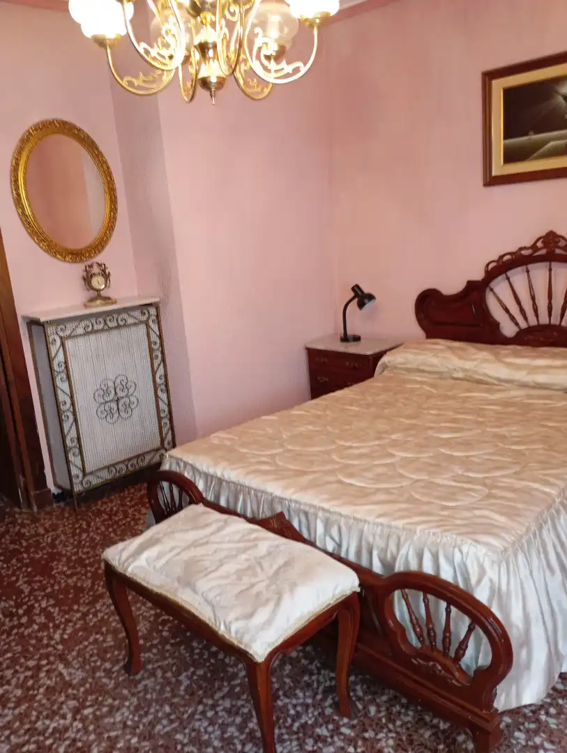 Habitación de Piso en venta en Zaragoza con Calefacción, Jardín privado y Terraza