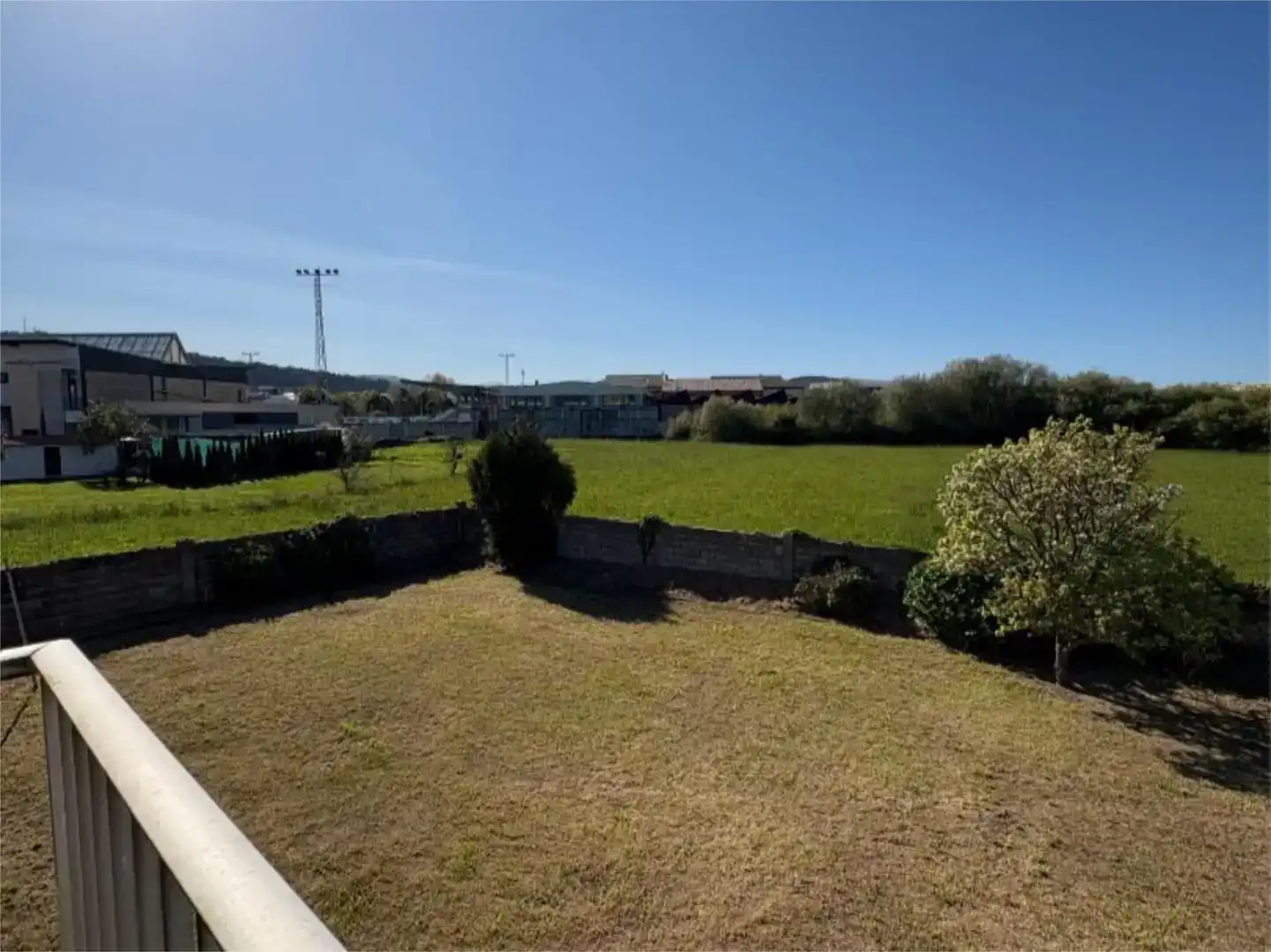 Piso en venta en Ribadeo con Jardín privado, Parquet y Trastero