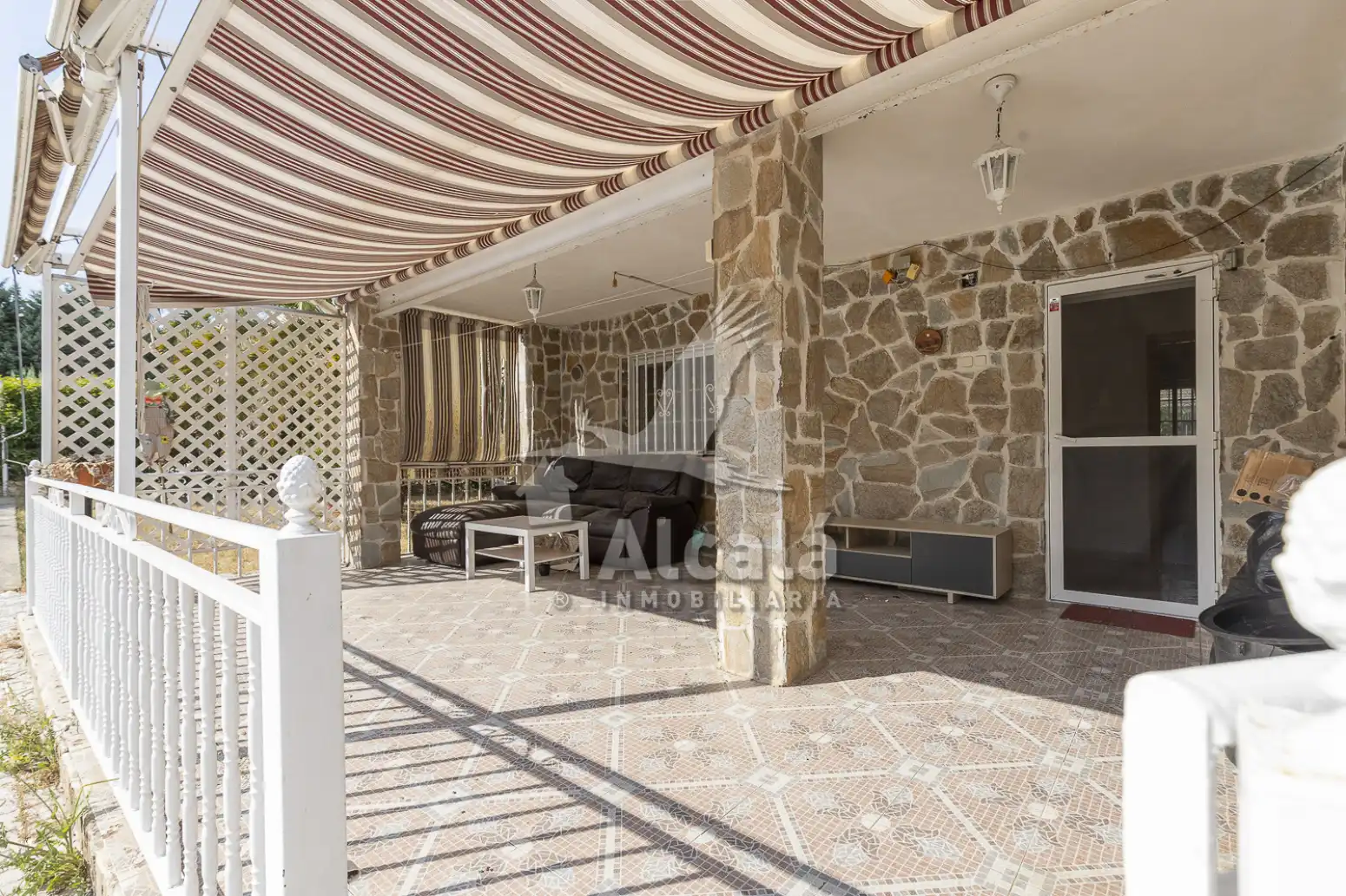 Terrassa de Casa o xalet en venda en Torrejón del Rey amb Aire condicionat, Calefacció i Piscina