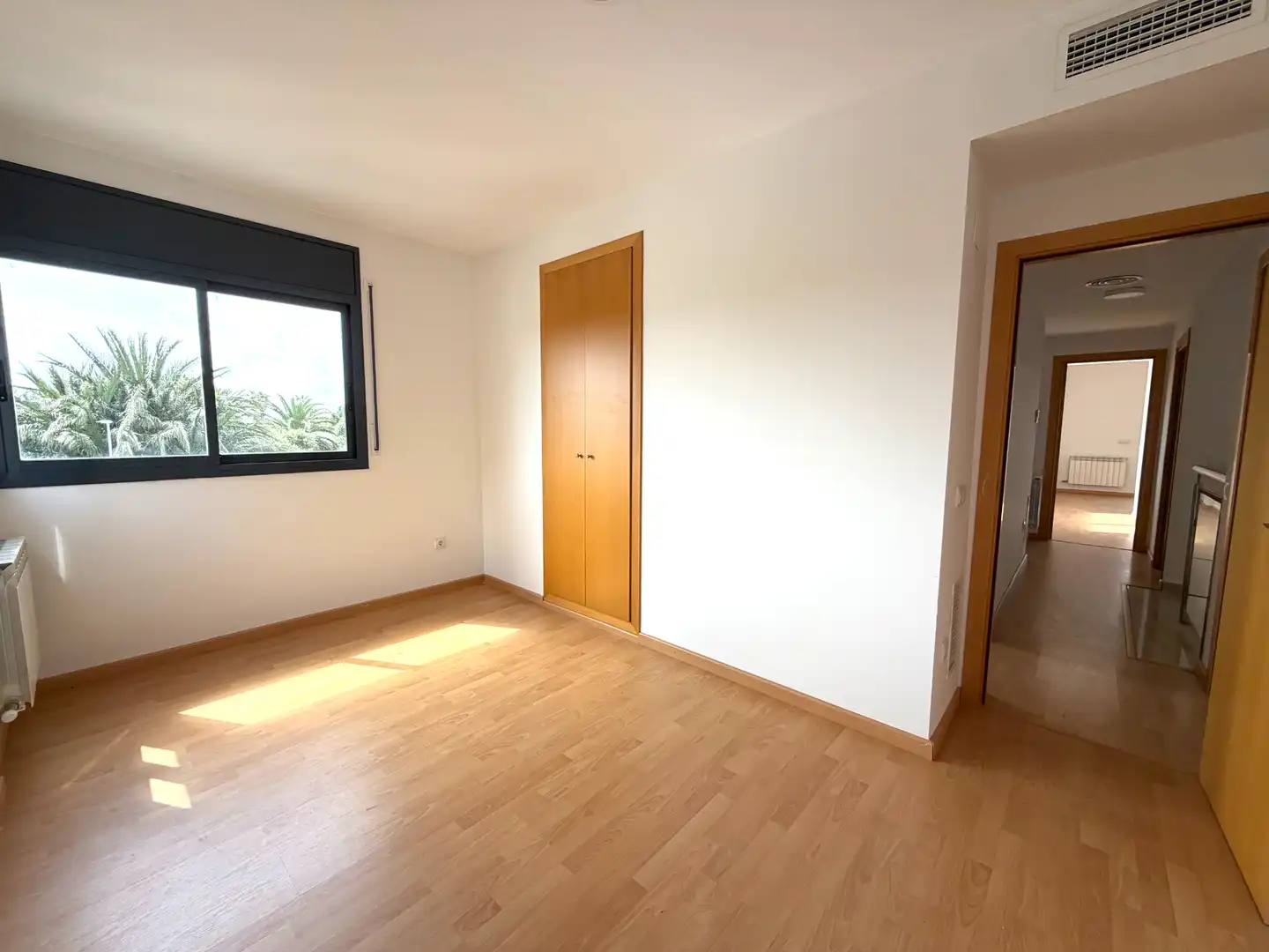 Dormitori de Casa adosada en venda en Cambrils amb Aire condicionat, Calefacció i Jardí privat