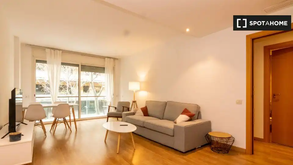 Wohnzimmer von Wohnung zur untervermieten in Barcelona mit Klimaanlage und Terrasse