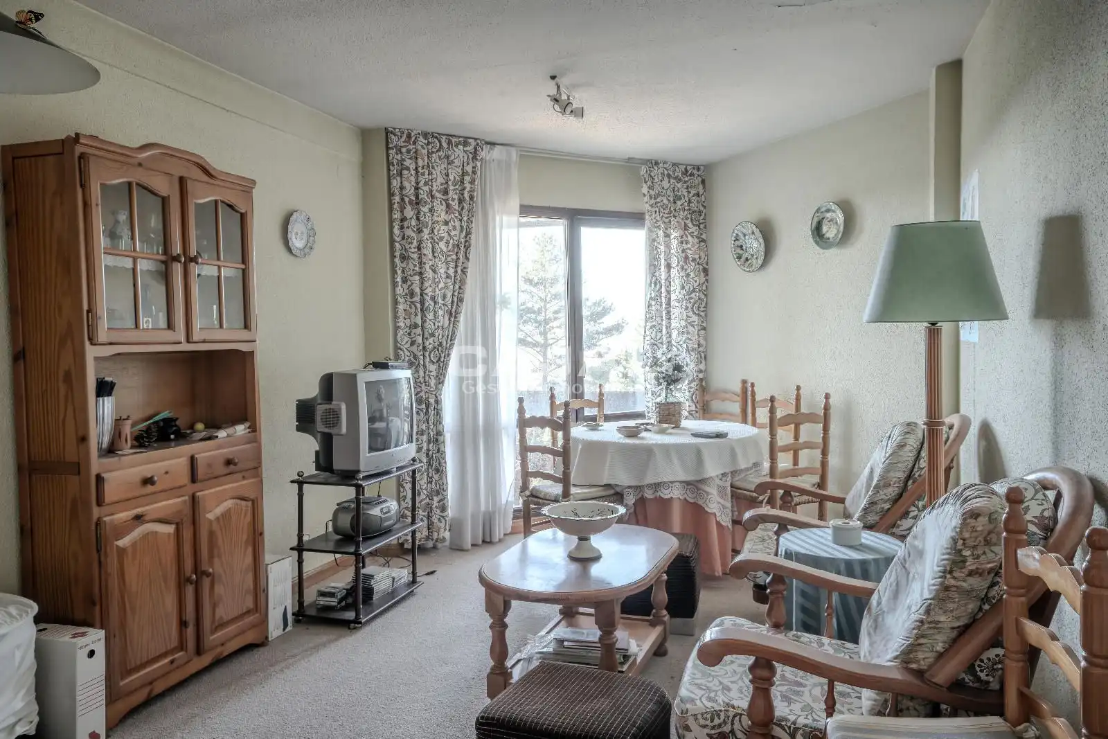 Sala de estar de Piso en venta en Cerezo de Arriba con Calefacción y Terraza