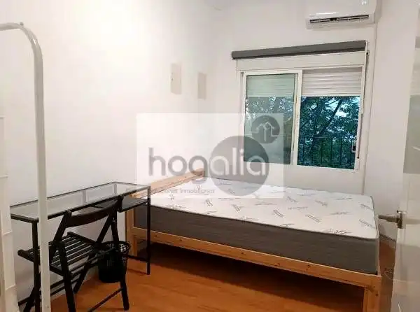 Flat for rent in Sector Sur - La Palmera - Reina Mercedes