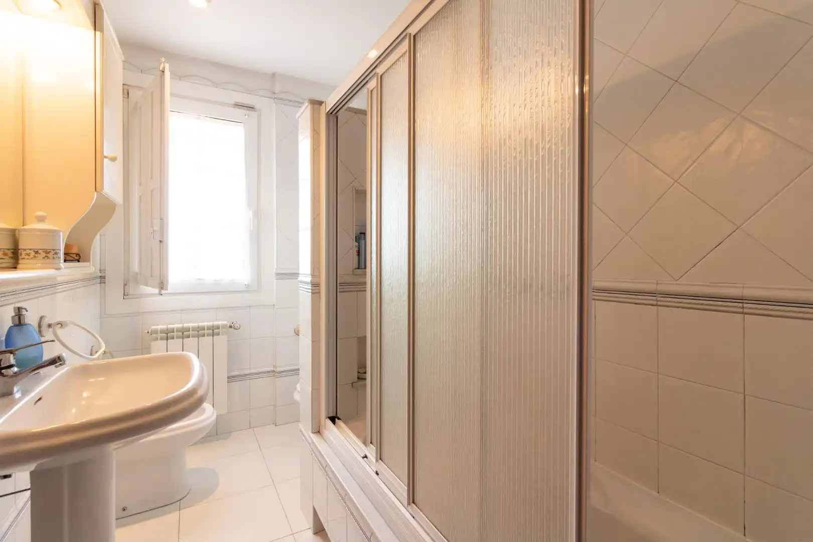 Baño de Casa o chalet en venta en A Coruña Capital  con Jardín privado, Terraza y Trastero