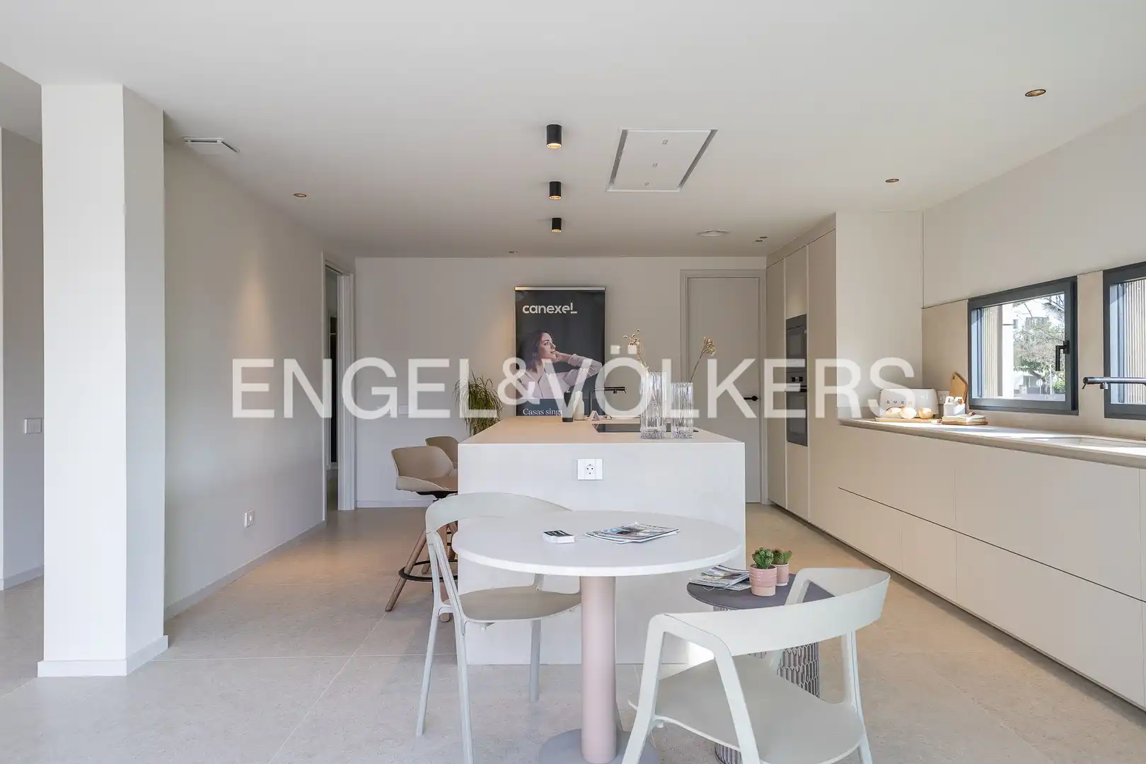 Kitchen of Houses for sale in Sant Cugat del Vallès  with Air Conditioner, Heating and Private garden