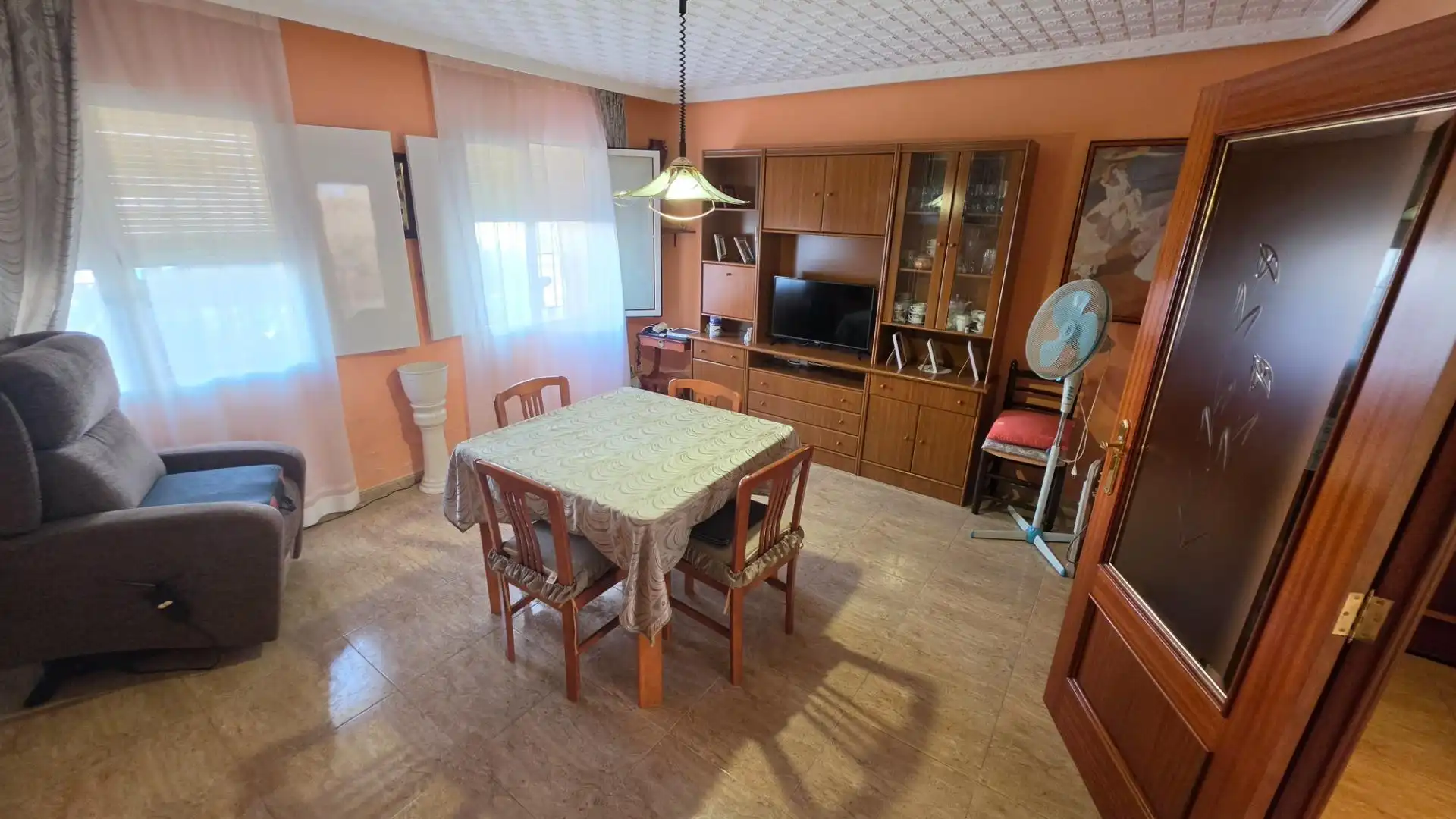 Comedor de Piso en venta en Ontinyent con Terraza, Trastero y Amueblado