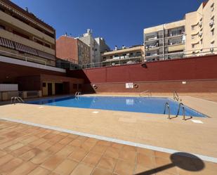 Piscina de Dúplex en venda en Terrassa amb Aire condicionat, Calefacció i Terrassa