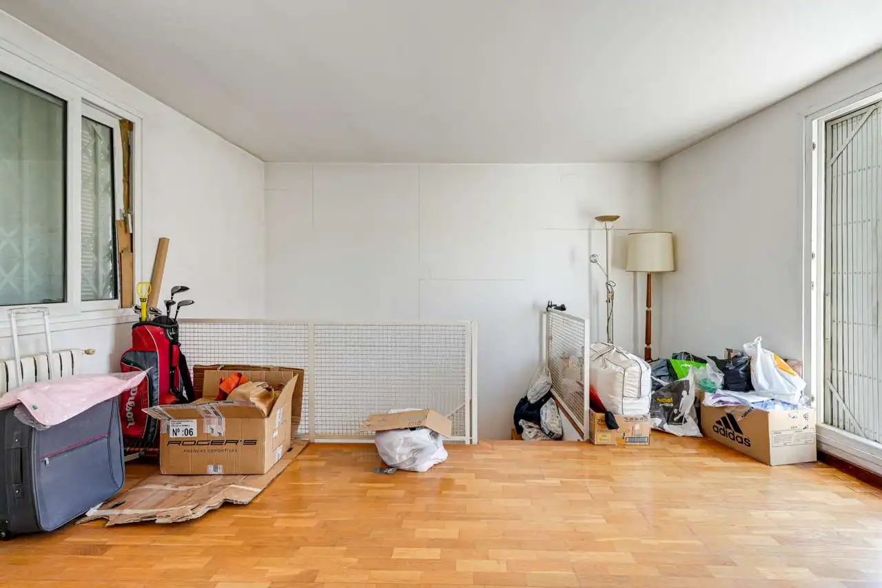 Detached homes for sale in Barcelona  with Air Conditioner, Heating and Terrace