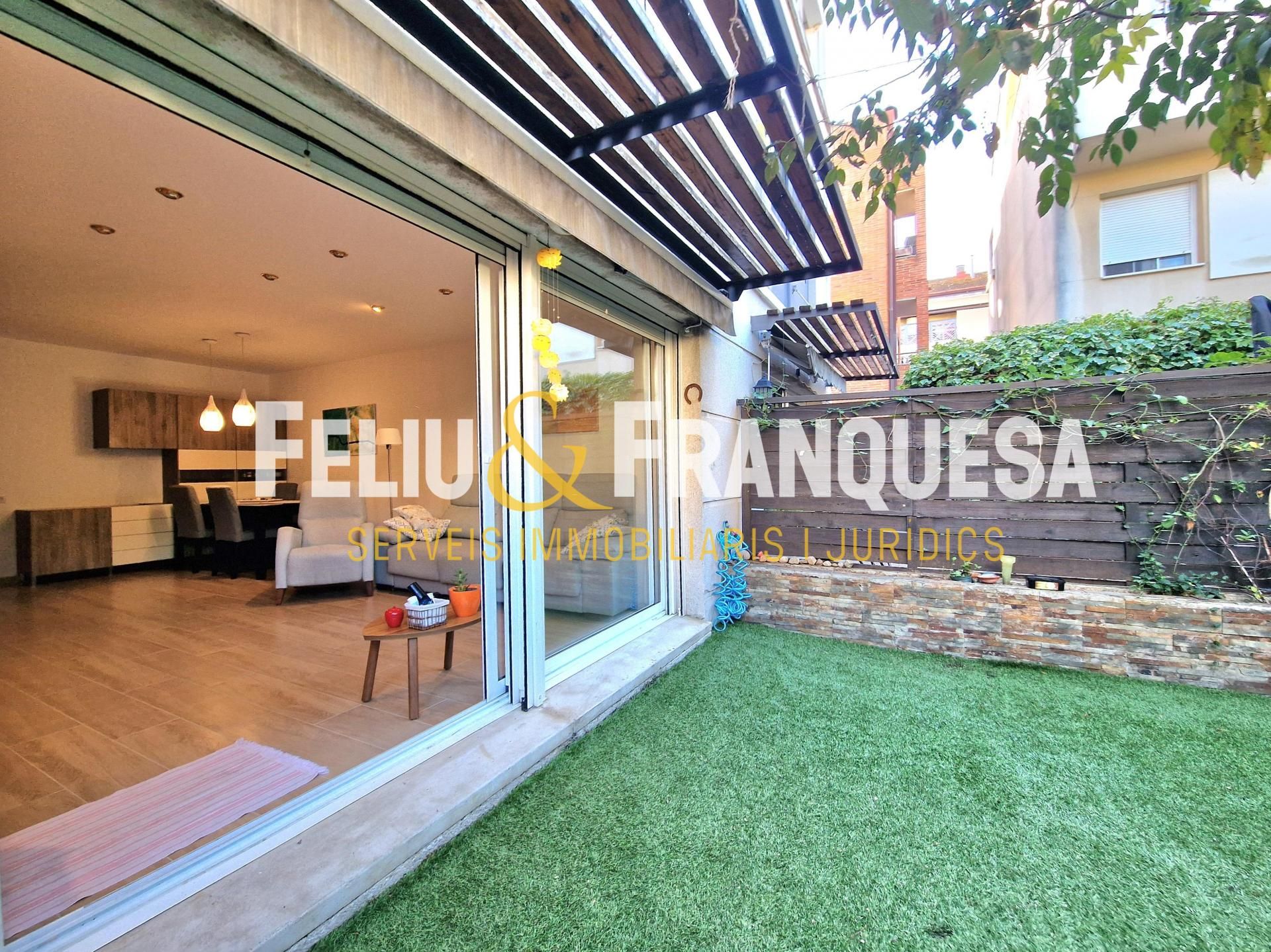 Terrace of Flat for sale in Sant Cugat del Vallès  with Heating, Private garden and Oven