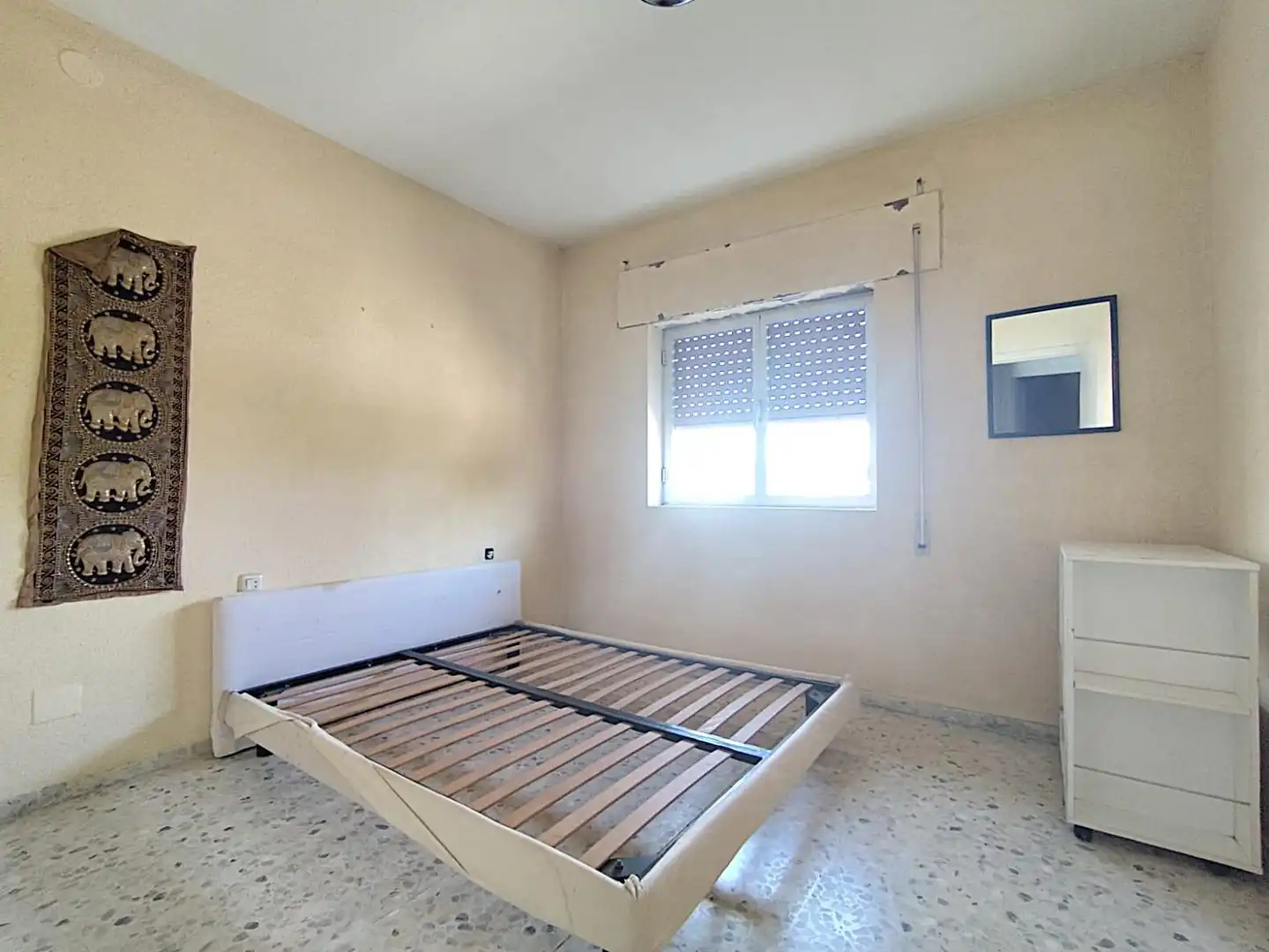 Dormitori de Casa adosada en venda en Alagón del Río amb Jardí privat, Traster i Balcó