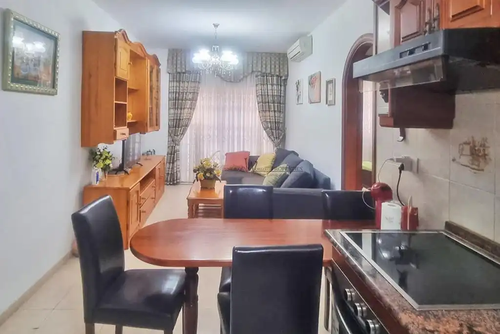 Sala d'estar de Apartament en venda en Arona amb Moblat