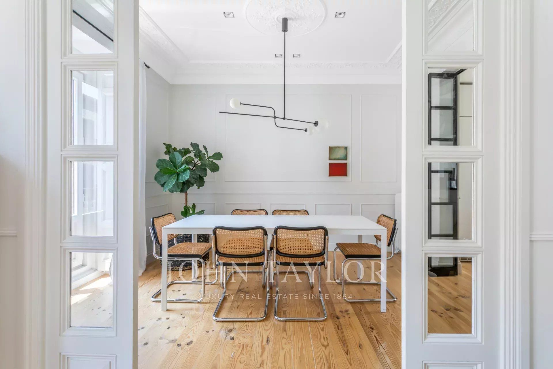 Dining room of Flat to rent in  Madrid Capital  with Air Conditioner, Heating and Oven
