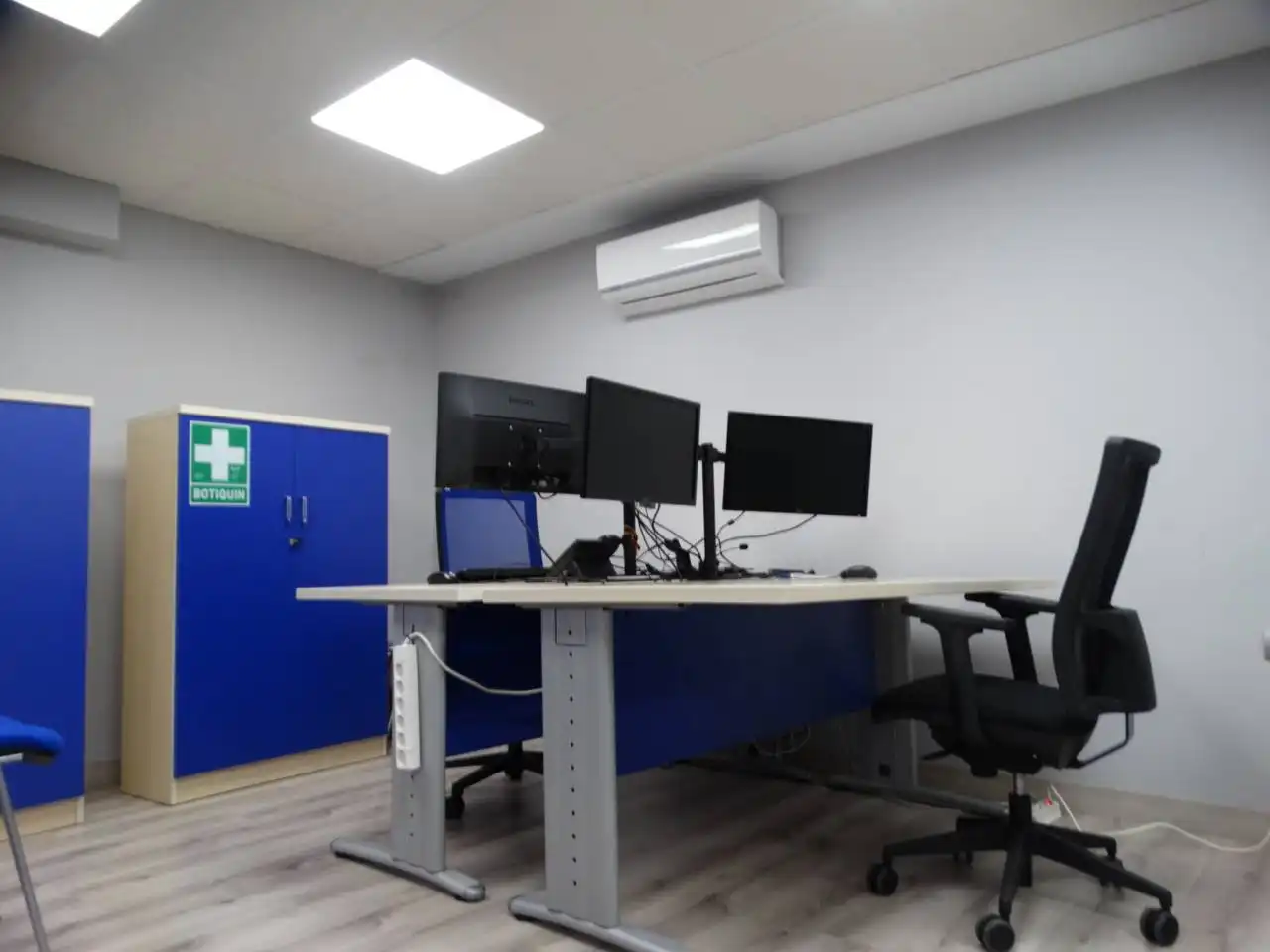 Oficina en venda en Huelva amb Aire condicionat