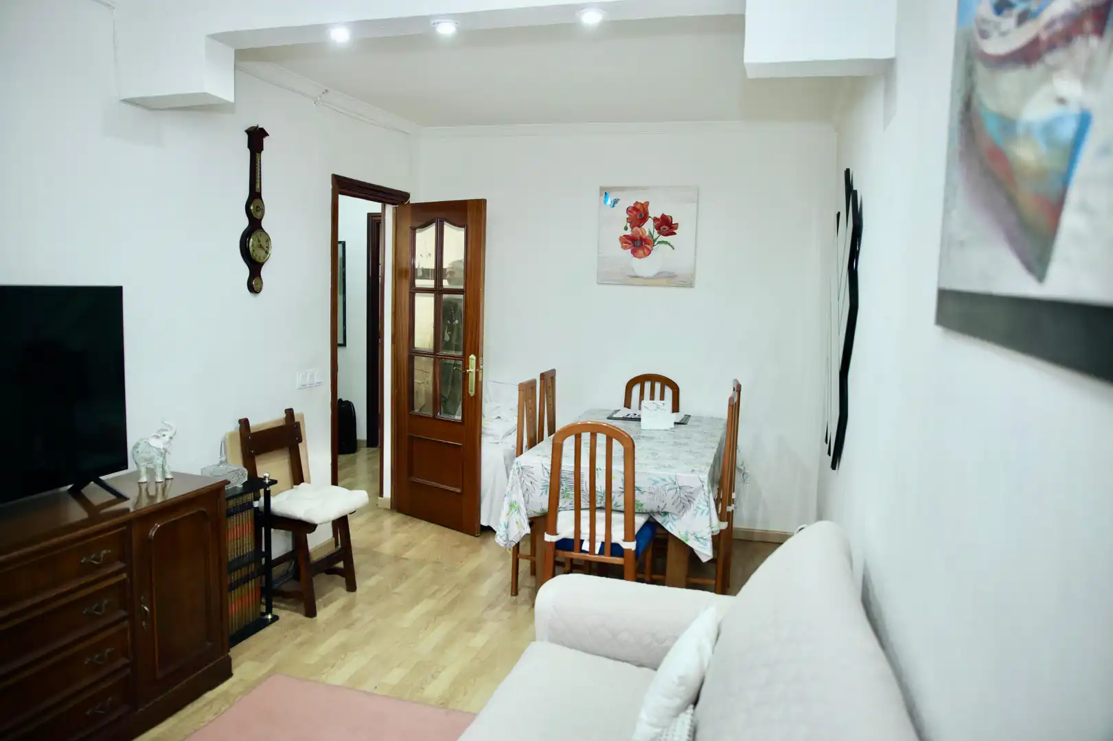 Habitación de Piso en venta en Madrid con Terraza y Horno