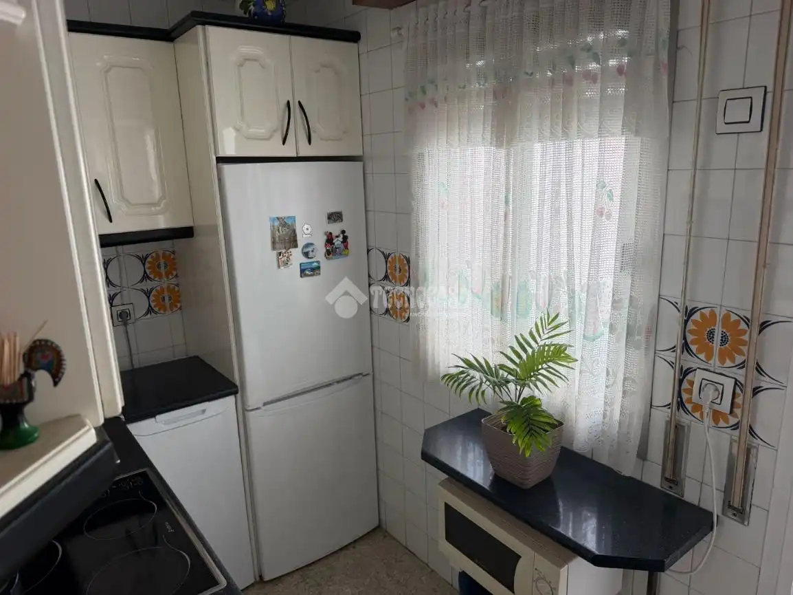 Cuina de Pis en venda en Jaén amb Aire condicionat i Moblat