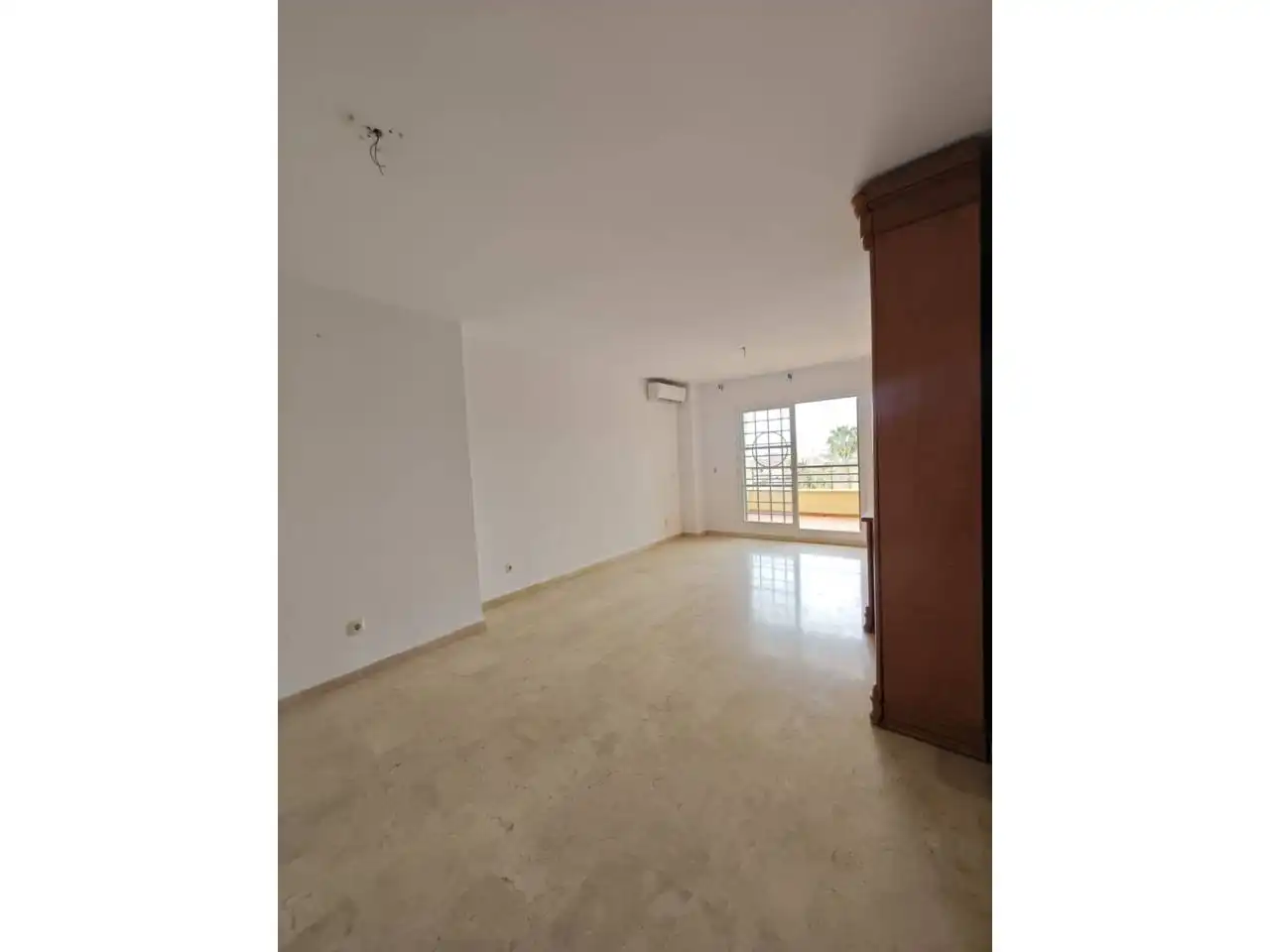 Vista exterior de Piso en venta en Vélez-Málaga