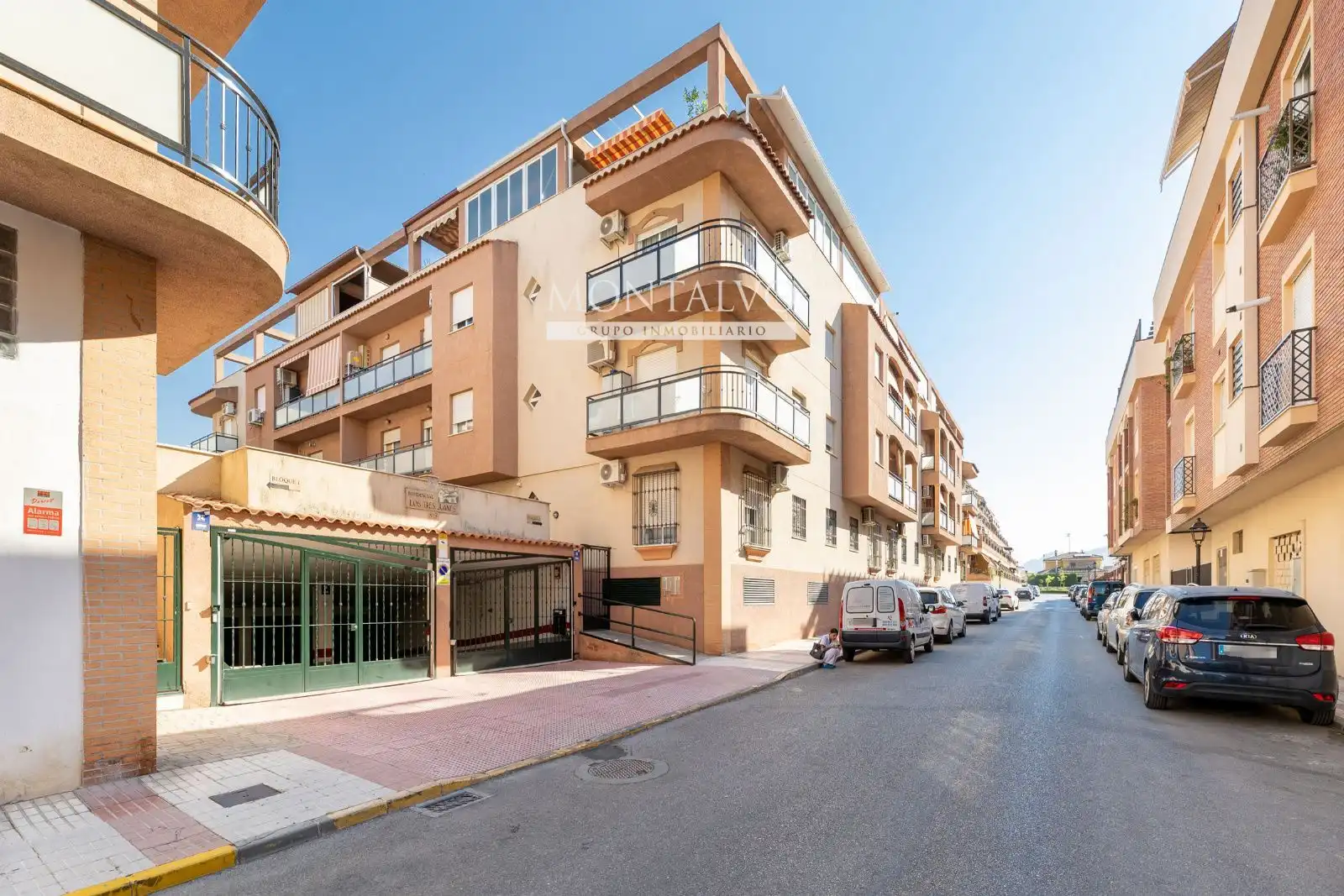 Exterior view of Flat for sale in Atarfe  with Heating and Terrace