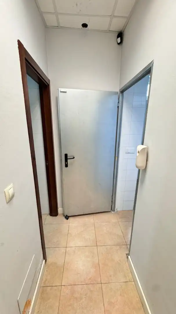 Baño de Local de alquiler en Arteixo