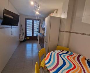 Cuina de Pis en venda en Cigales amb Calefacció, Parquet i Moblat
