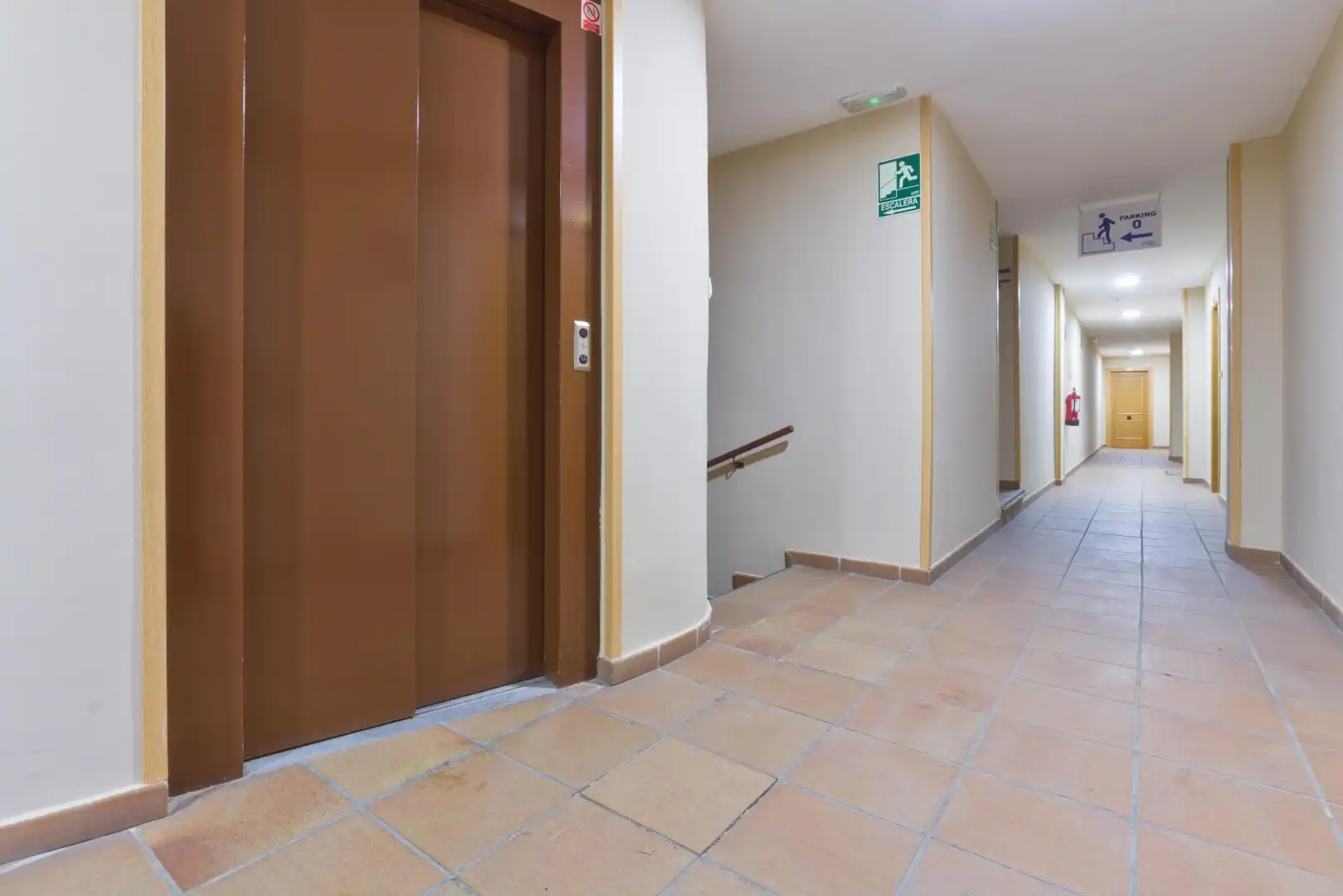 Apartamento en venta en Sierra Nevada con Terraza, Trastero y Amueblado