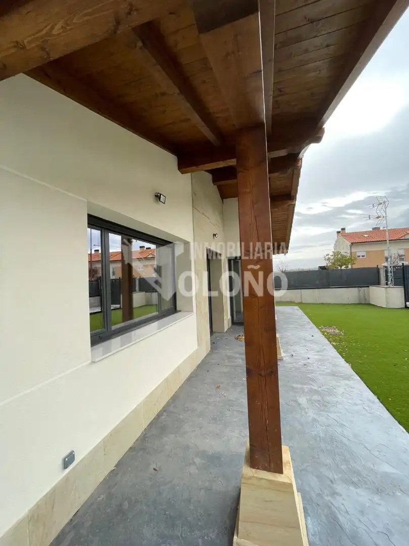 Xalet amb jardí en venda a Calle María Zambrano 34, imagen 8