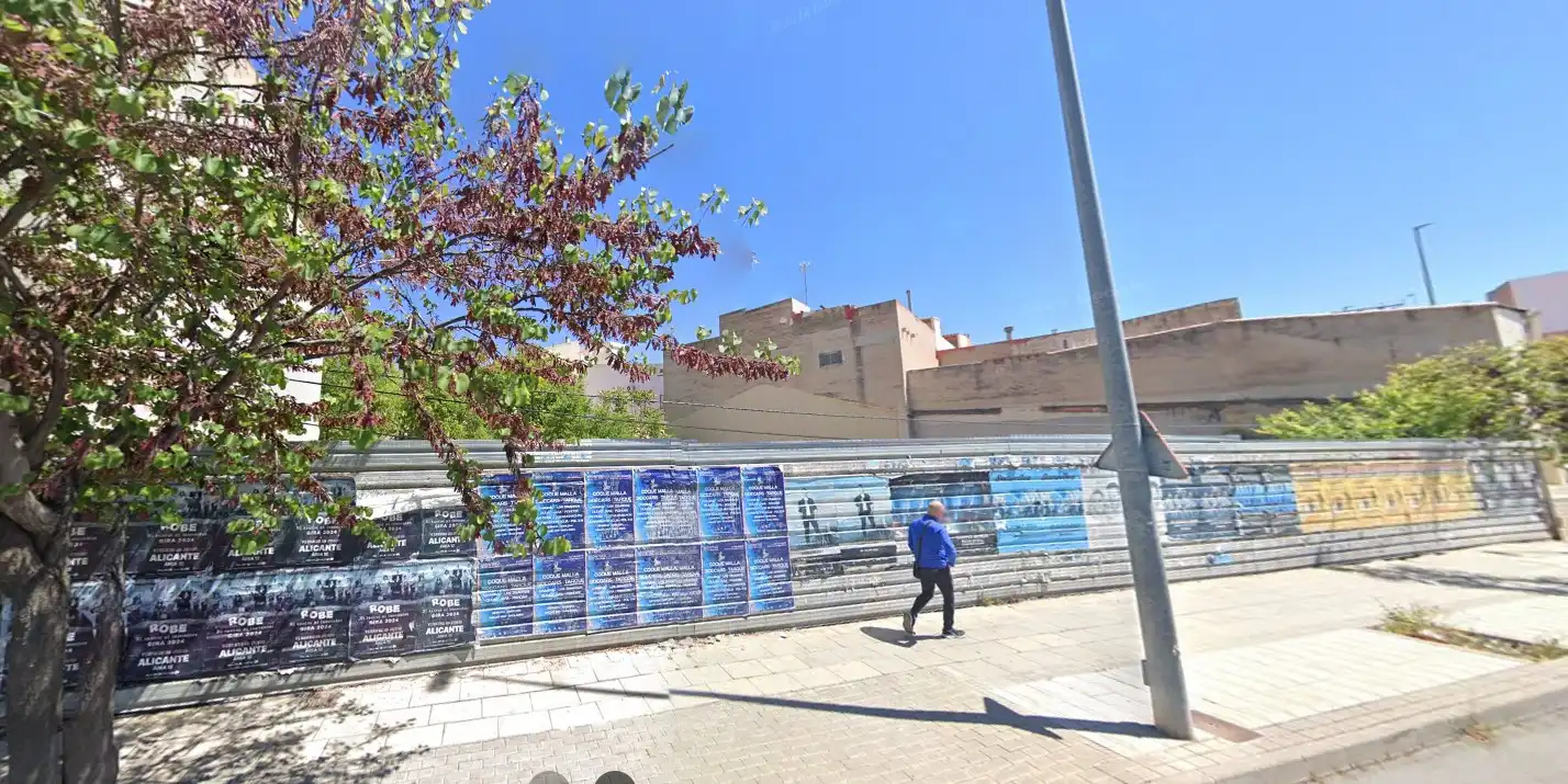 Residenziale in vendita a Calle Santa Bàrbara 60, imagen 2