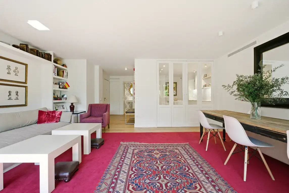 Flat with lift for sale in Calle de Miguel Ángel, imagen 4