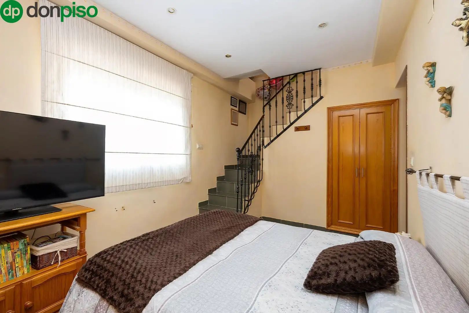 Casa pareada con terraza en venta en Calle MIMBRES UR.MONTELUZ, imagen 22