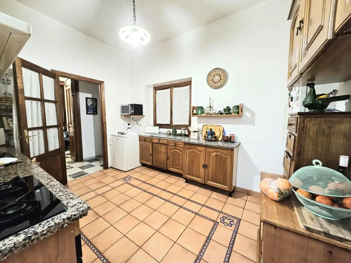 Cocina de Casa o chalet en venta en Sevilla con Aire acondicionado, Calefacción y Terraza