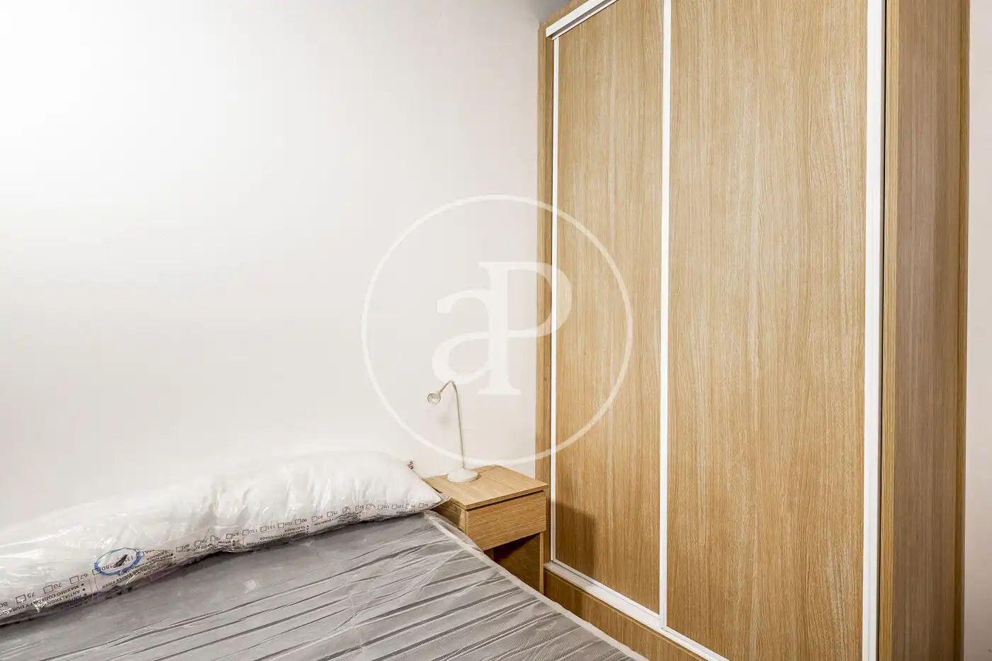 Habitación de Loft de alquiler en Valencia con Aire acondicionado, Calefacción y Amueblado