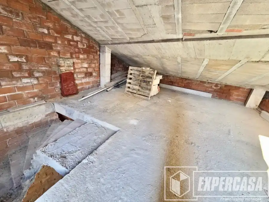 Casa aparellada en venda a Casc Urbà, imagen 23