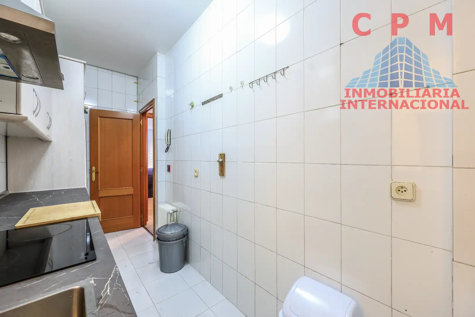 Flat for rent in Madrid  with Heating, Parquet flooring and Furnished