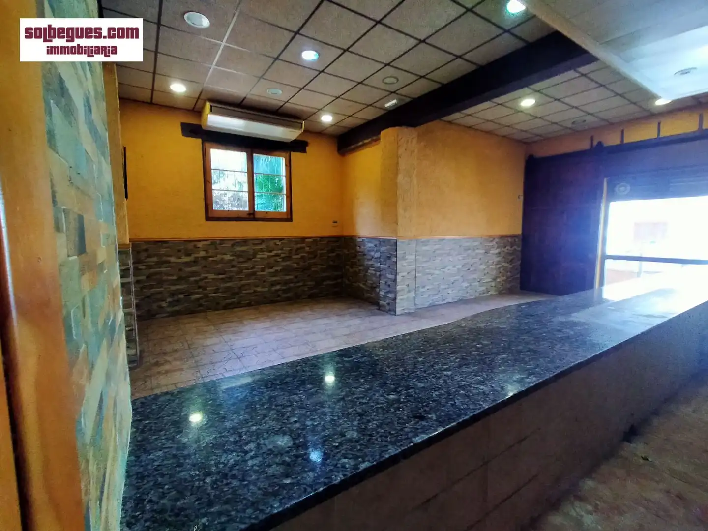 Local comercial en alquiler en Begues, imagen 5